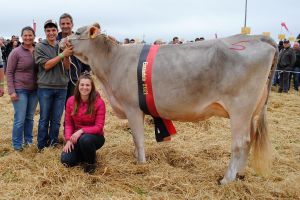 Schneuter jngere_Lennox Lenya_Alois Steiner Alpthal